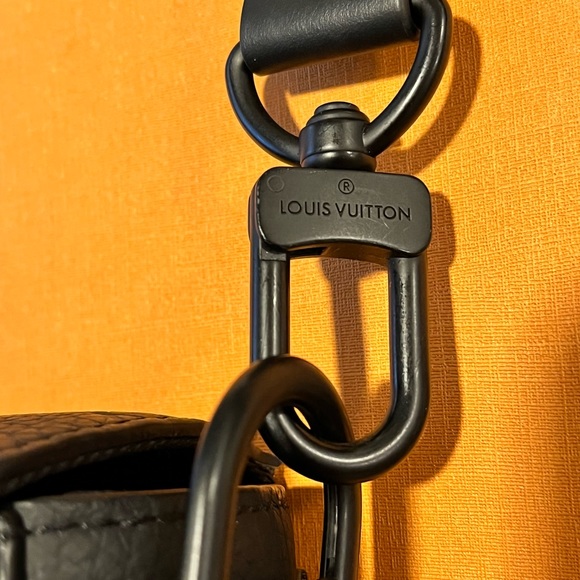 Trunk Messenger Bag - Picture 7 of 7